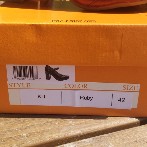 "Kit" ruby leather Maryjane stacked heels - new in box! - Picture 13 of 16